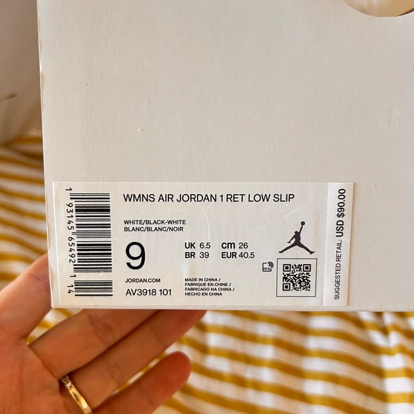 Women’s Air Jordan 1 ret low slip - Picture 4 of 11